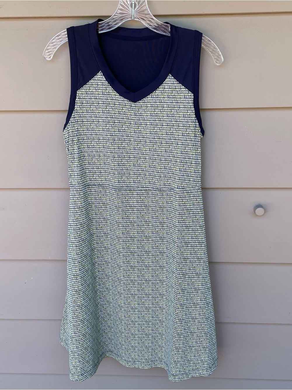 Title Nine Diamalete Activewear Dress With Swiftsnap V-Neck Tank Womens Medium